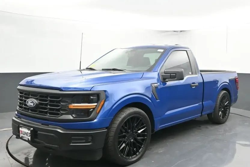 2025 Ford F-150 XL photo 1