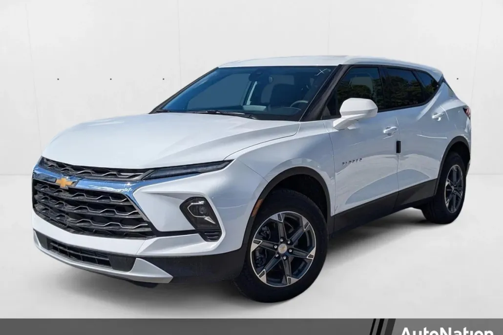 2025 Chevrolet Blazer 2LT photo 1