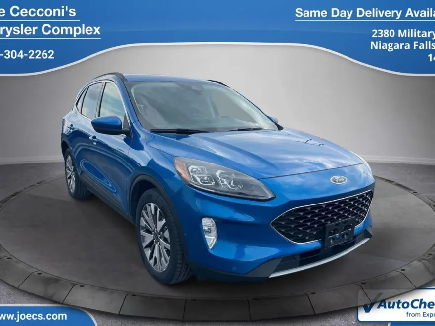 2021 Ford Escape Titanium Hybrid photo 1