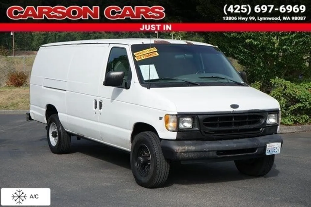 2001 Ford E-350 photo 1