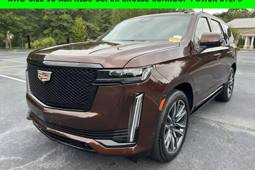 2023 Cadillac Escalade Sport photo 1