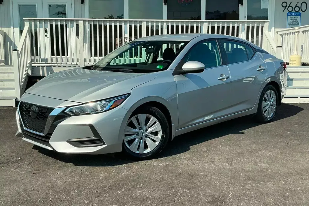 2023 Nissan Sentra S photo 1