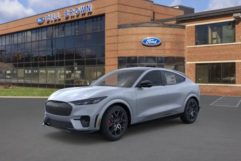 2025 Ford Mustang Mach-E GT photo 1