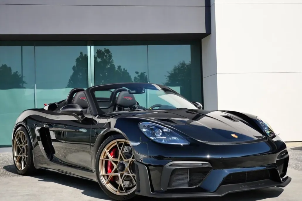 2024 Porsche Boxster Spyder photo 1