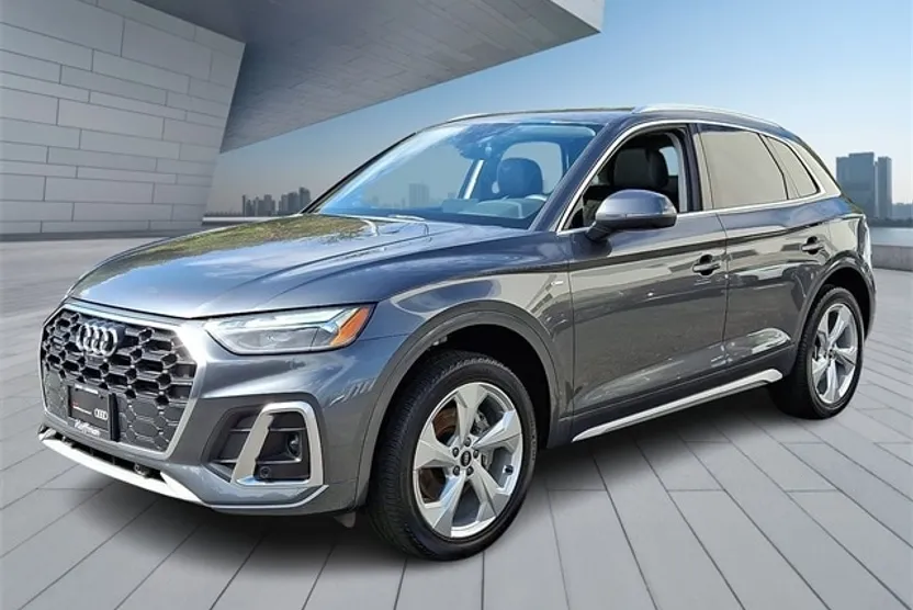 2023 Audi Q5 45 S line Premium photo 1