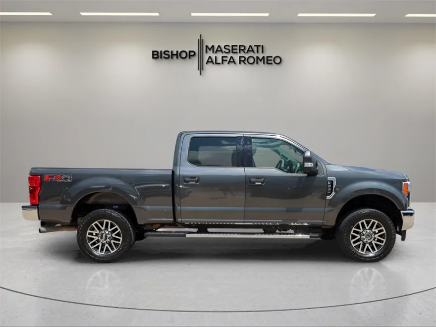 2018 Ford F-250 photo 1