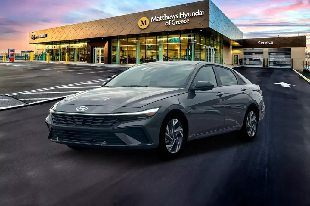 2025 Hyundai Elantra SEL Sport photo 1