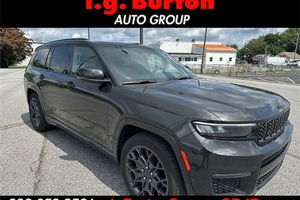 2023 Jeep Grand Cherokee L Summit photo 1