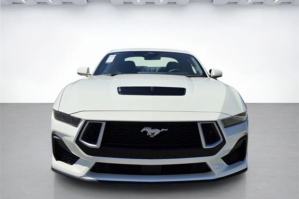 2025 Ford Mustang GT Premium photo 1