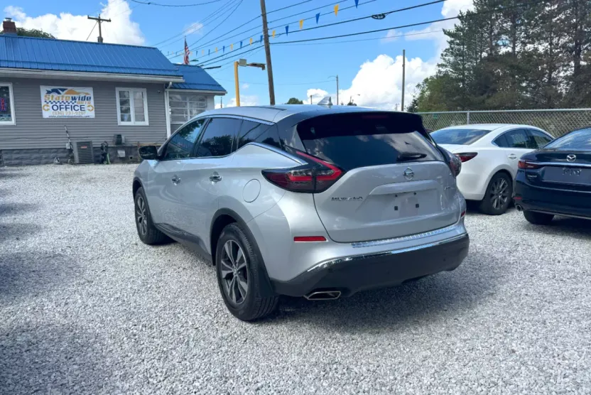 2020 Nissan Murano S photo 1