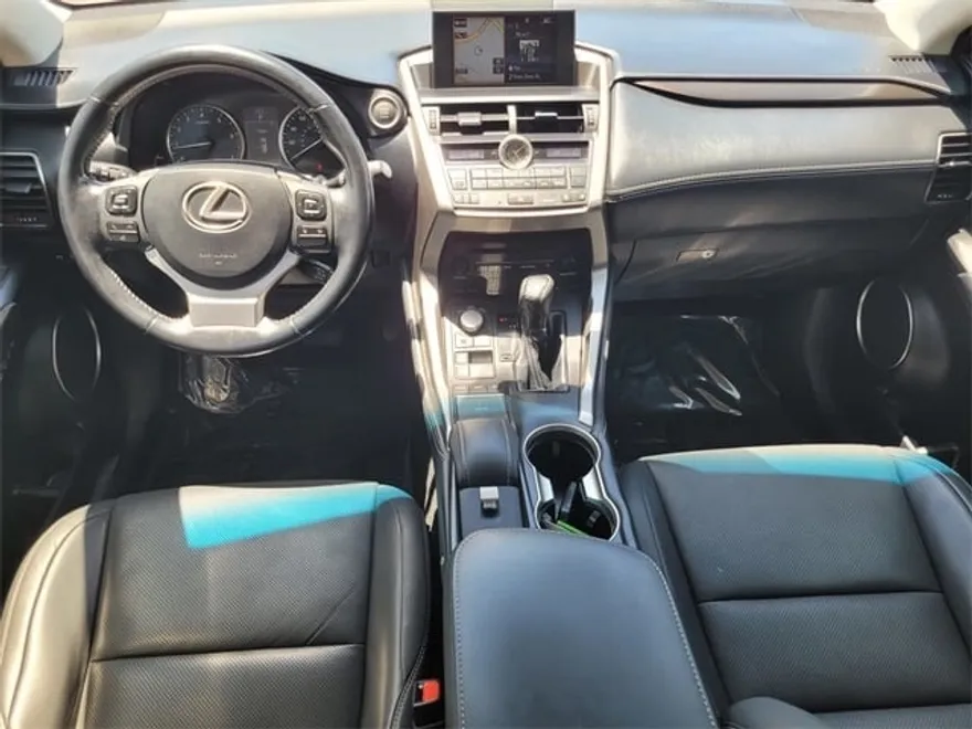 2017 Lexus NX 200t Luxury photo 1