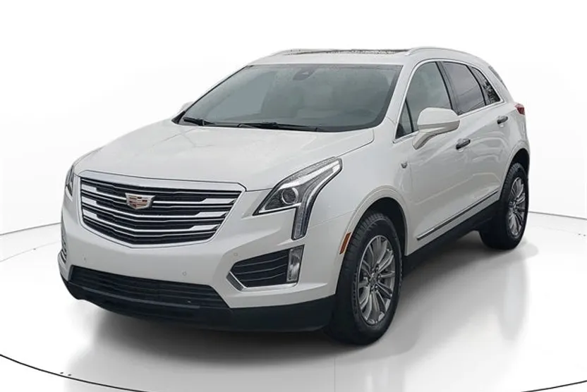 2019 Cadillac XT5 Luxury photo 1