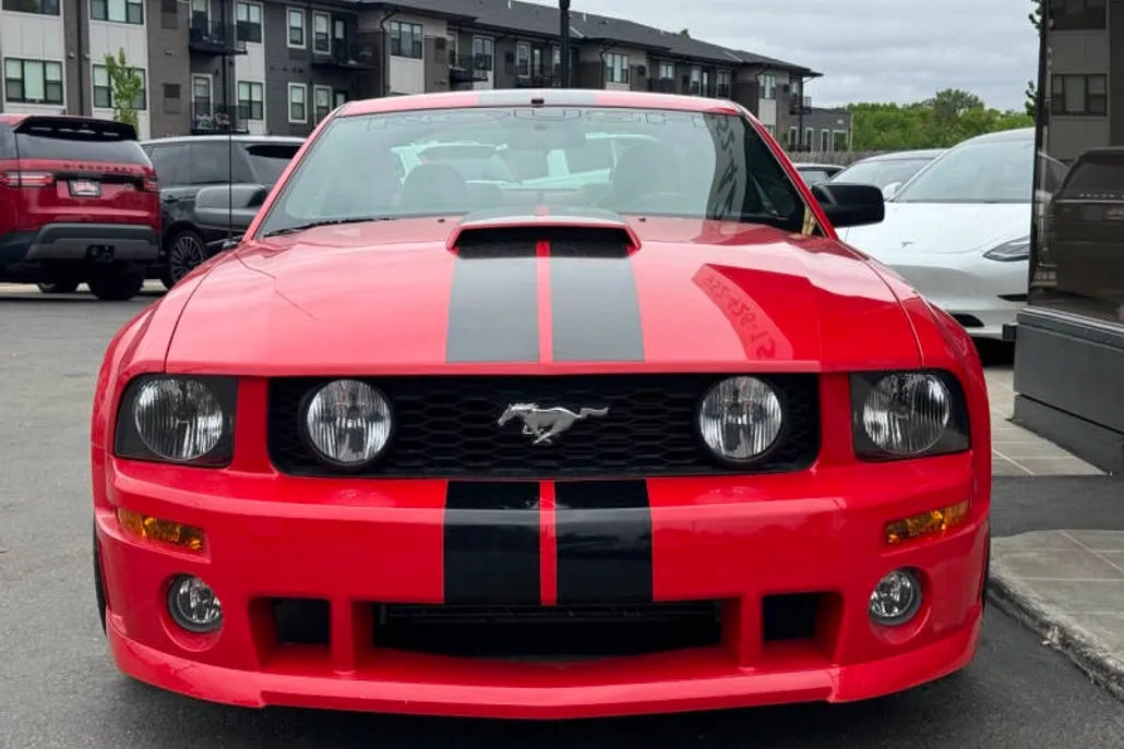 2006 Ford Mustang GT Premium Mach 1 photo 1
