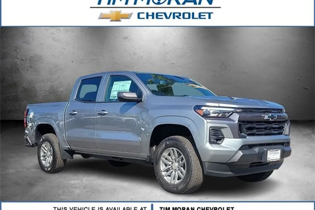 2026 Chevrolet Colorado LT photo 1