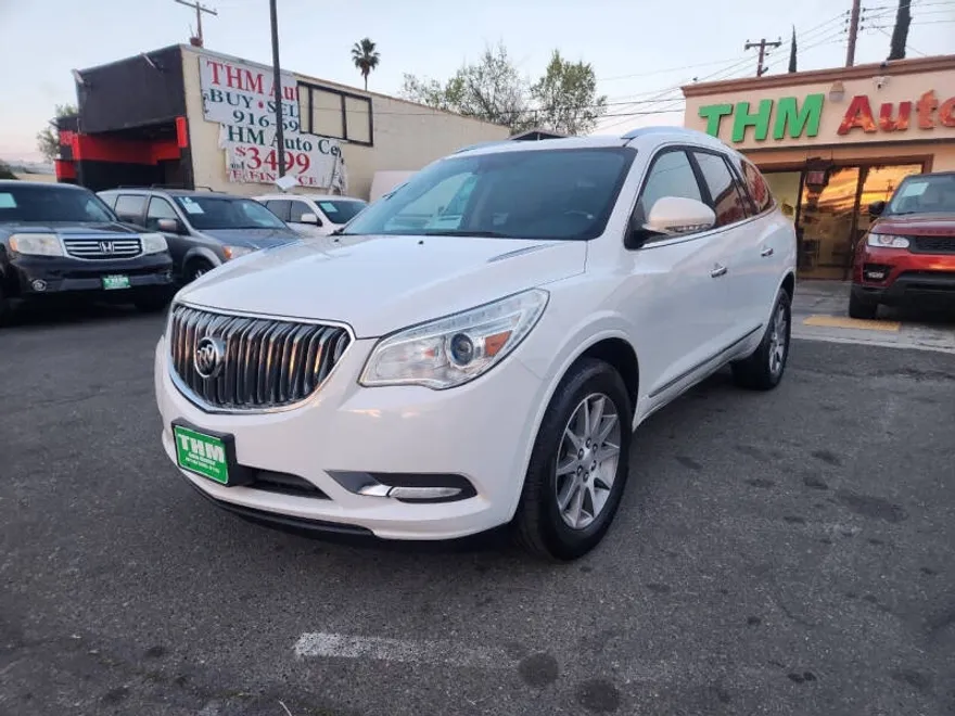2017 Buick Enclave Leather photo 1