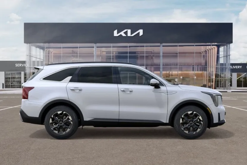 2026 Kia Sorento S photo 1