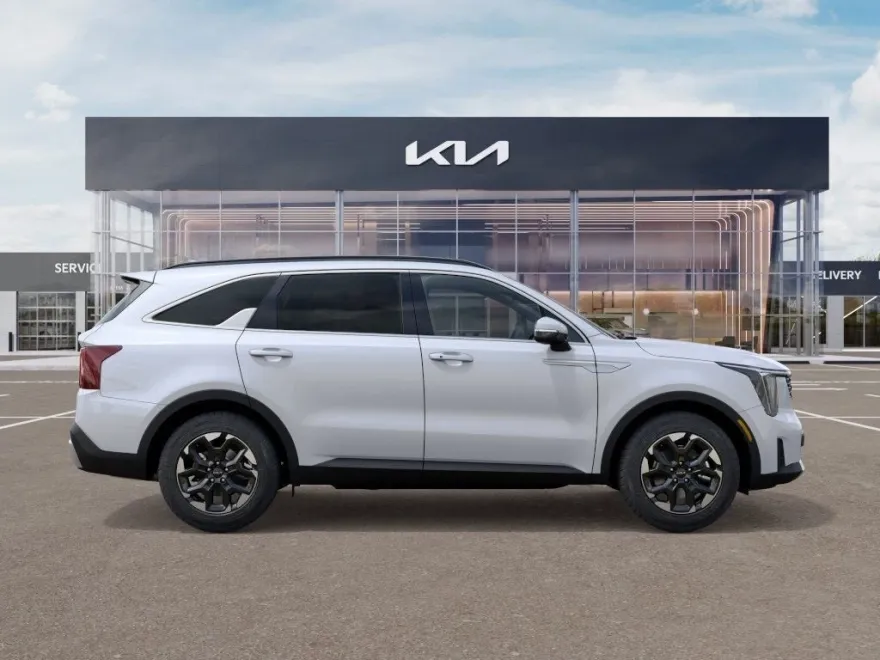 2026 Kia Sorento S photo 1