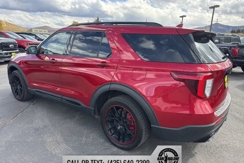 2020 Ford Explorer ST photo 1