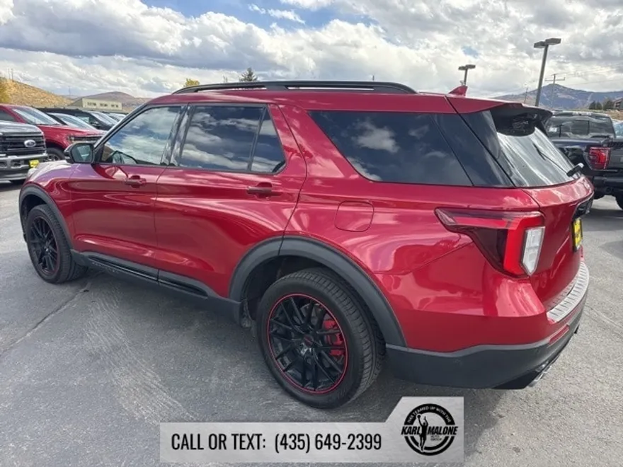2020 Ford Explorer ST photo 1