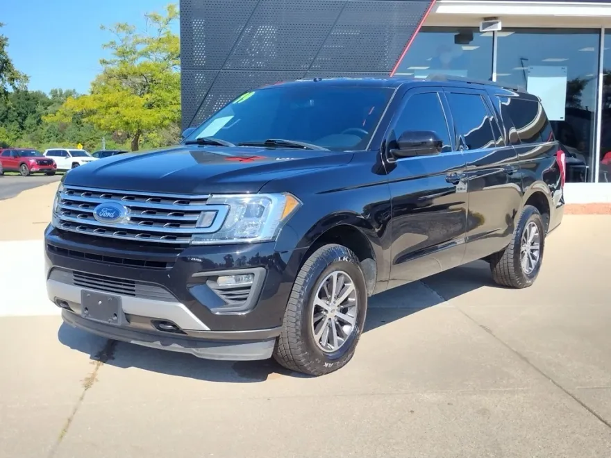 2019 Ford Expedition MAX XLT photo 1