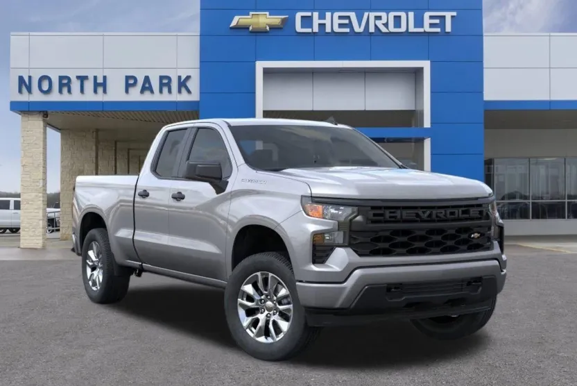2026 Chevrolet Silverado 1500 Custom photo 1