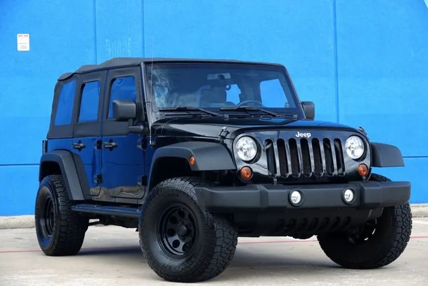 2010 Jeep Wrangler Unlimited Sport photo 1