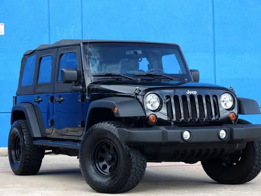 2010 Jeep Wrangler Unlimited Sport photo 1