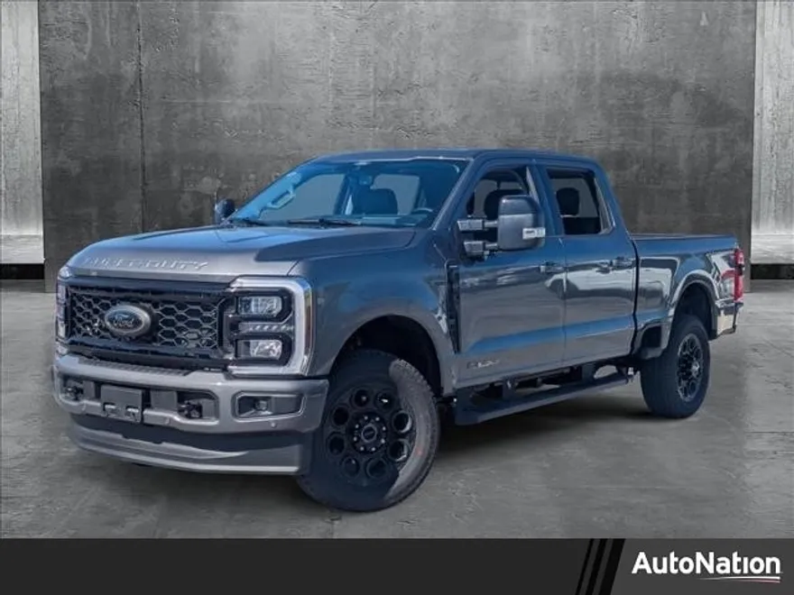 2025 Ford F-250 Lariat photo 1