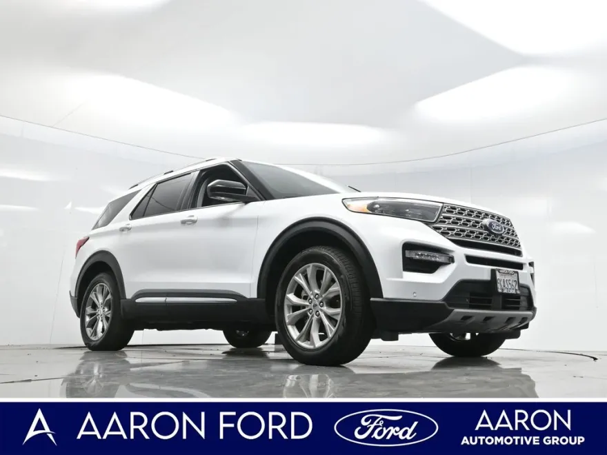 2023 Ford Explorer Limited photo 1