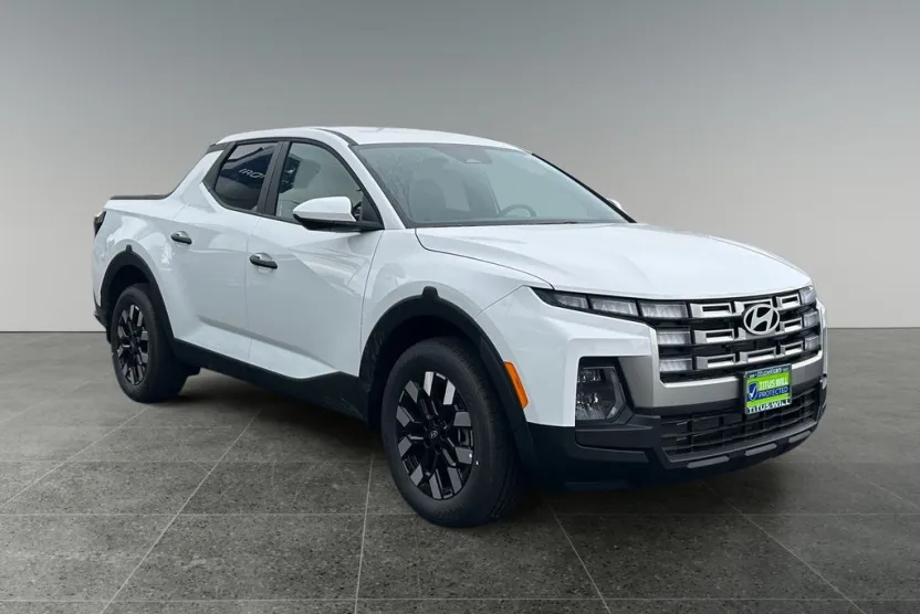 2025 Hyundai Santa Cruz SE photo 1
