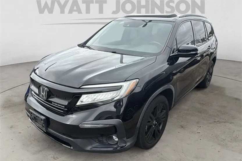 2020 Honda Pilot Black Edition photo 1