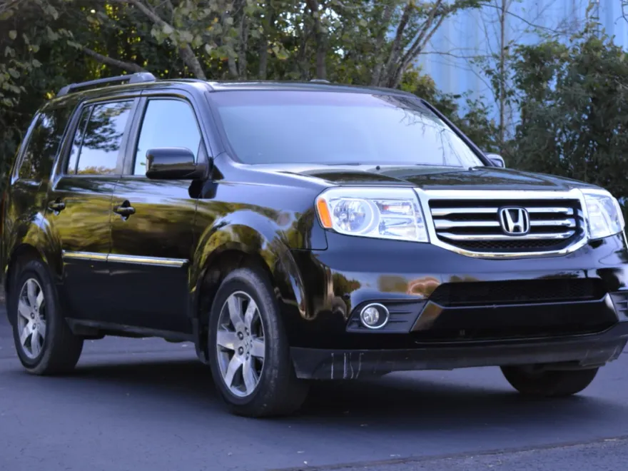 2015 Honda Pilot Touring photo 1