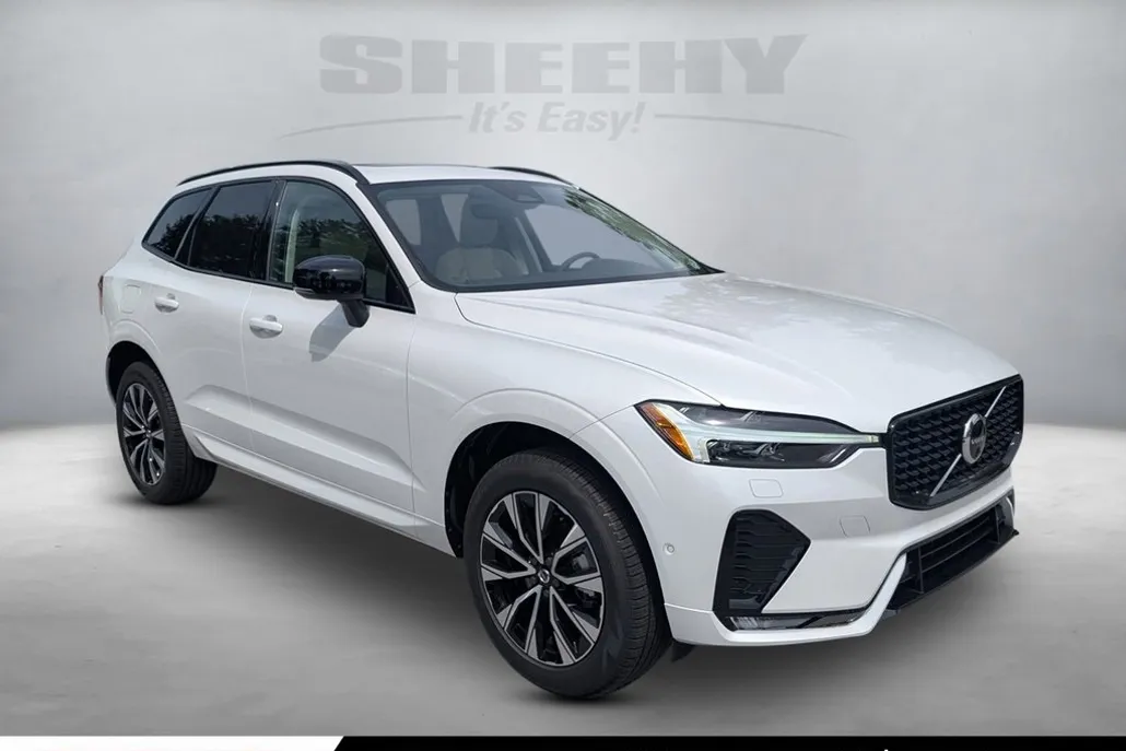 2025 Volvo XC60 B5 Plus photo 1