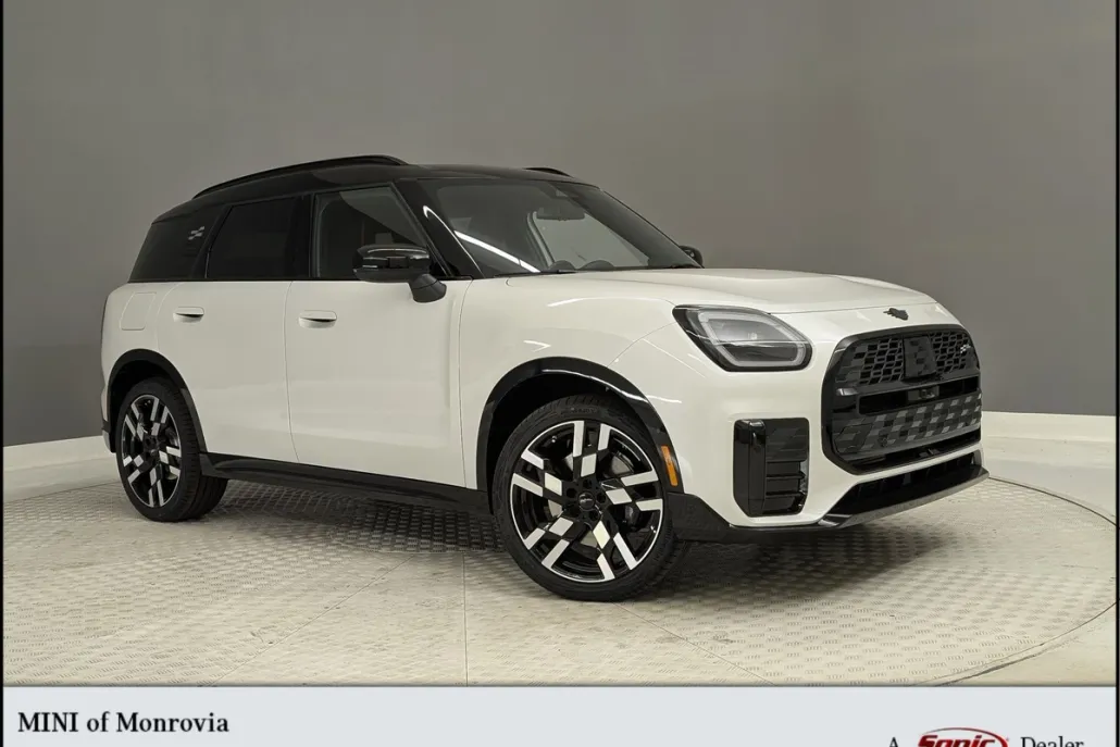 2026 Mini Countryman S ALL4 photo 1