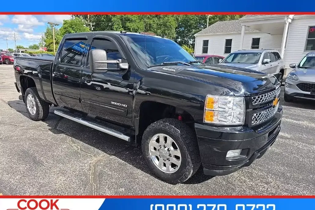 2014 Chevrolet Silverado 3500HD LT photo 1