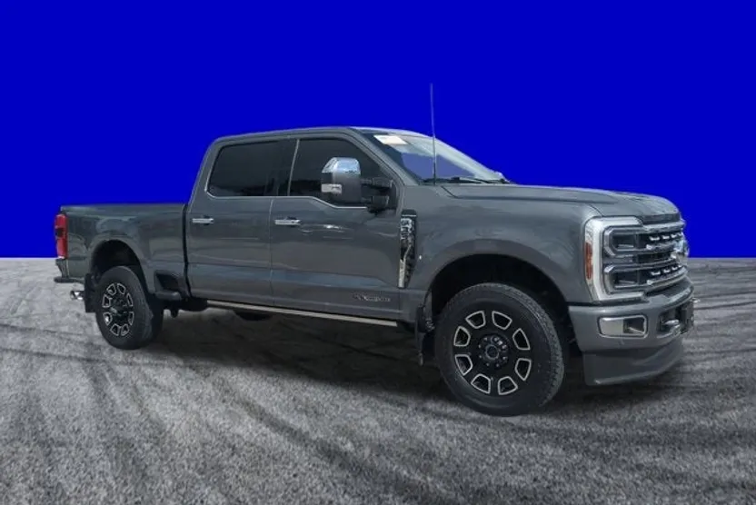 2024 Ford F-350 Platinum photo 1