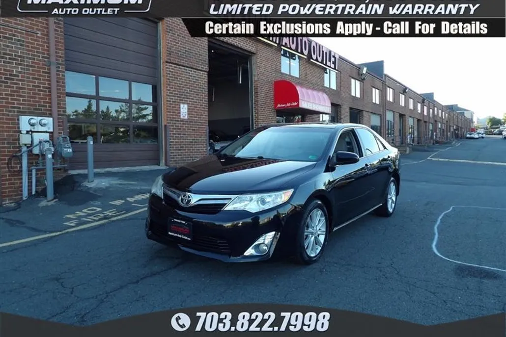 2012 Toyota Camry XLE photo 1