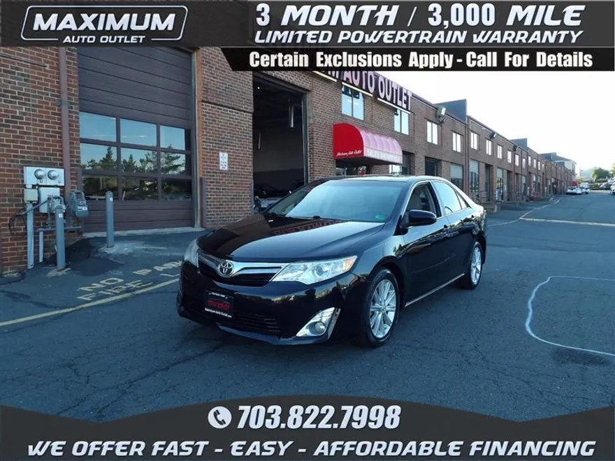 2012 Toyota Camry XLE photo 1