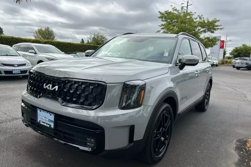 2024 Kia Telluride X-Line photo 1