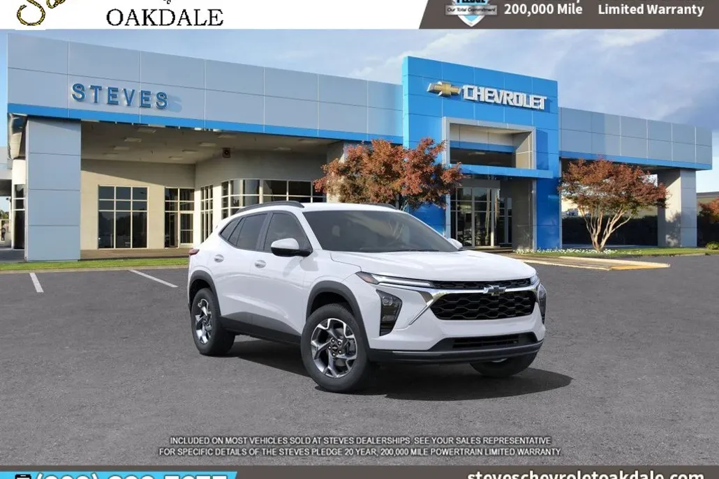 2025 Chevrolet Trax LT photo 1