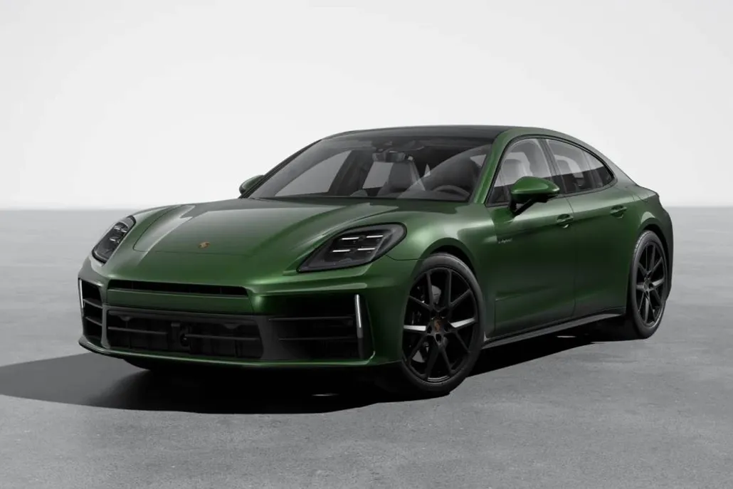 2026 Porsche Panamera 4 E-Hybrid photo 1