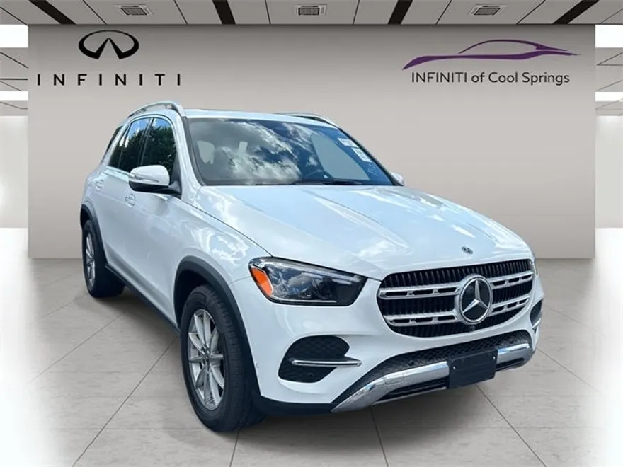 2024 Mercedes Benz GLE 450e photo 1