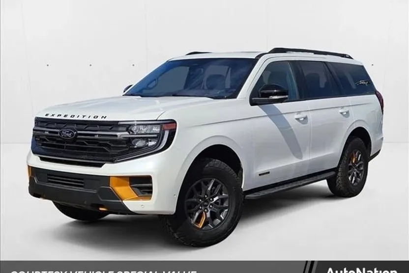 2025 Ford Expedition photo 1