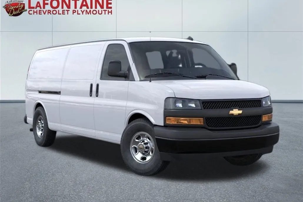 2025 Chevrolet Express Cargo 3500 Work photo 1