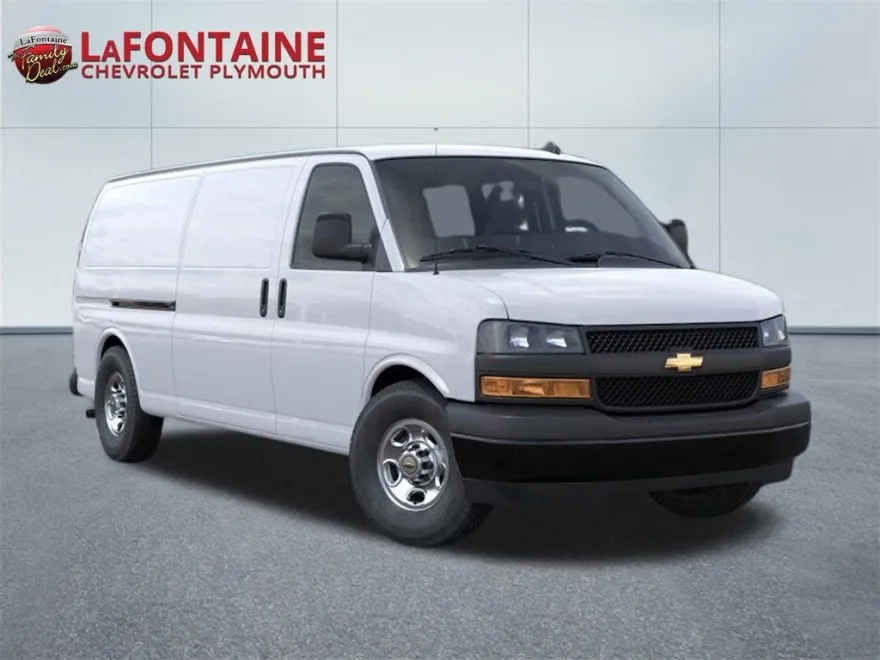 2025 Chevrolet Express Cargo 3500 Work photo 1