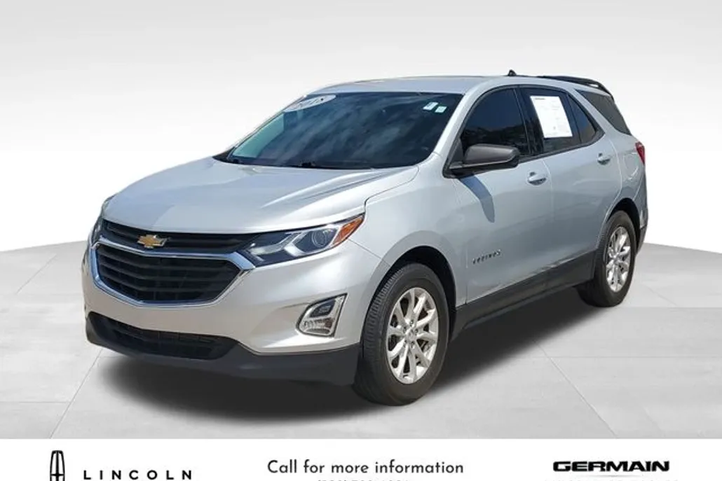 2018 Chevrolet Equinox LS photo 1