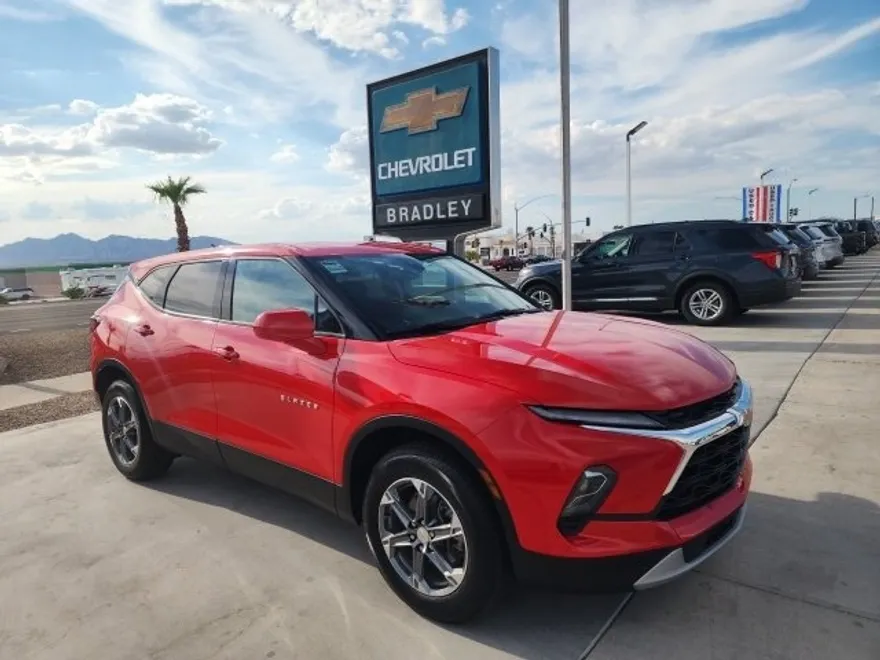 2024 Chevrolet Blazer 2LT photo 1