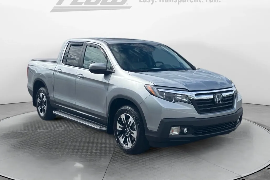 2020 Honda Ridgeline RTL photo 1