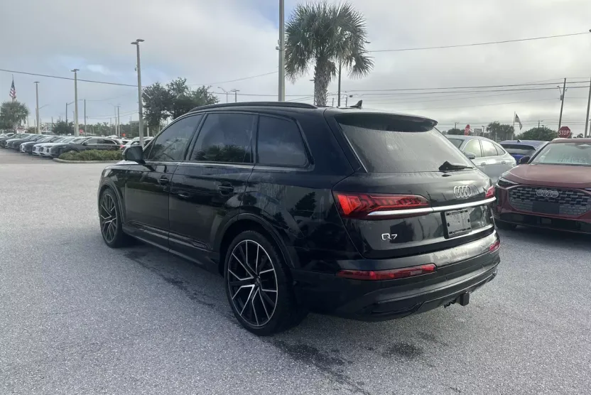 2020 Audi Q7 Prestige 55 photo 1