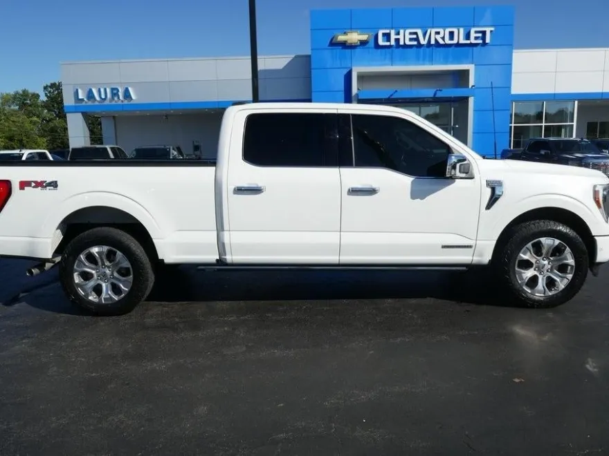 2023 Ford F-150 Platinum photo 1